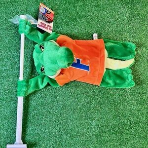 University of Florida Gators 🐊 Car Mascot! New Mascot Car Flag NWT